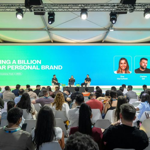 carlos-gil-CT14MKF9GHc-unsplash